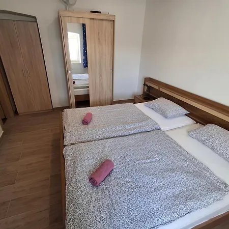 Elda Apartment
